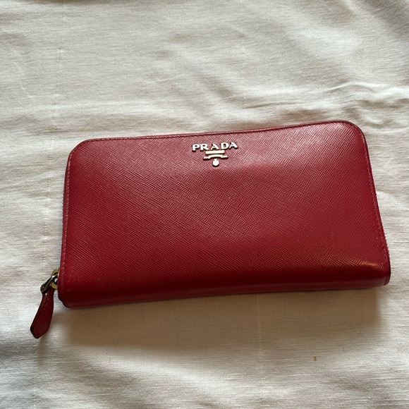 Prada Wallet - Picture 1 of 10